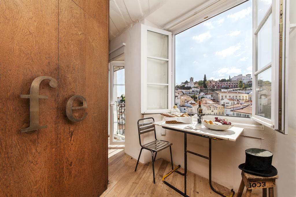 Alfama - St Estevao Viewpoint | Lisbon Cheese & Wine Apartments Room photo